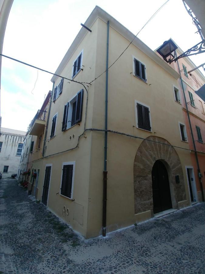 Suite "La Finestra Su Alghero" Bagian luar foto